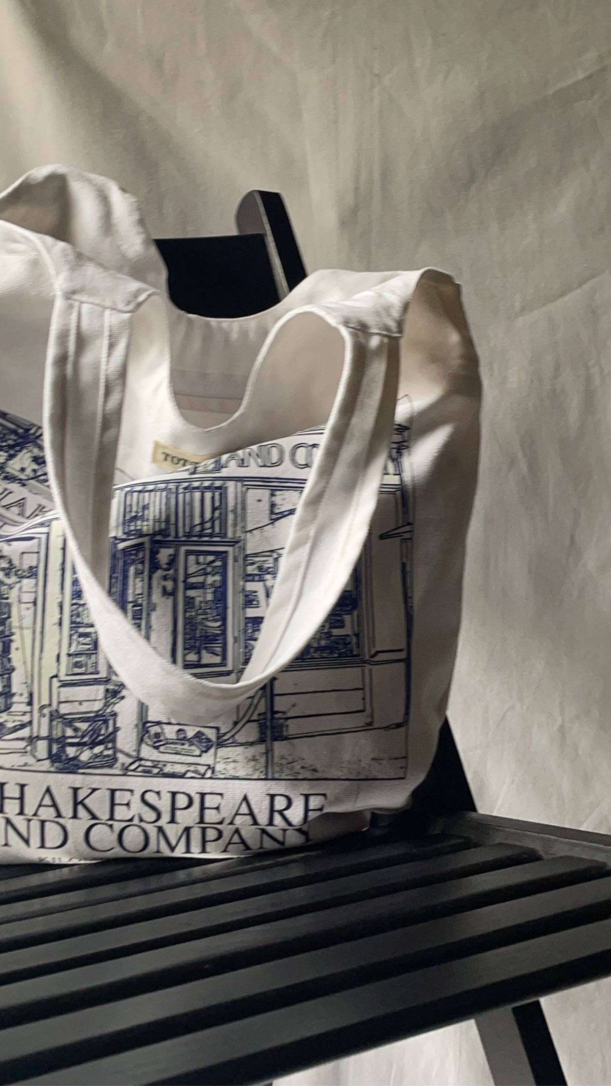 Exclusive Shakespeare & Co Round Tote
