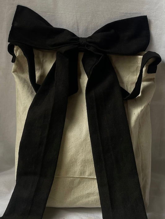 Exquisite Bow Tote Bag